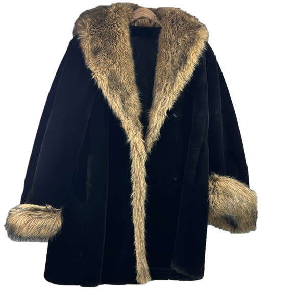 Vintage Dennis Basso Faux Fur Coat - Retro Heavy Winter Coats - Picture 1 of 15